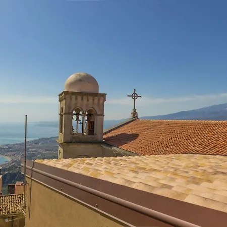 Appartamento Casa Amica Giardini Naxos